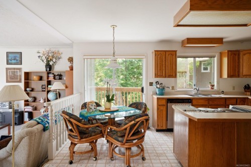 4617 Cliffwood Pl, Saanich, BC 