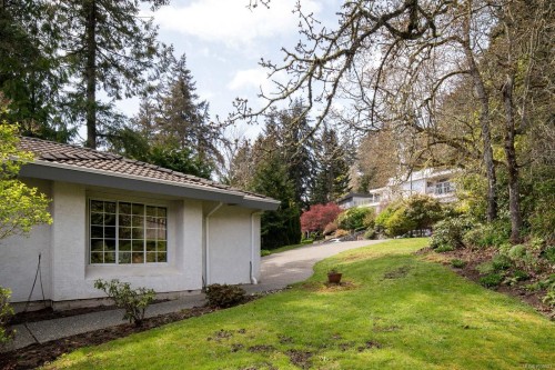 4617 Cliffwood Pl, Saanich, BC 