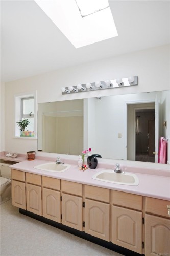 4617 Cliffwood Pl, Saanich, BC 