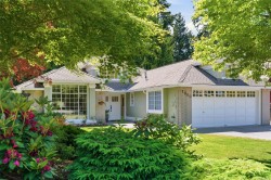 1000 Eaglecrest Dr Qualicum Beach, BC V9K 1E9