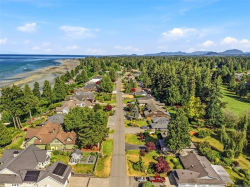 1000 Eaglecrest Dr, Qualicum Beach, BC 