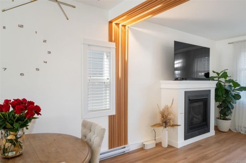 #105-1950 John Rd, North Saanich, BC 