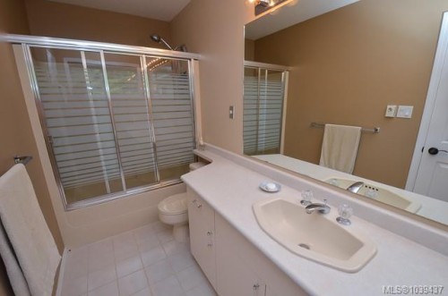 766 Canyon Cres, Qualicum Beach, BC 