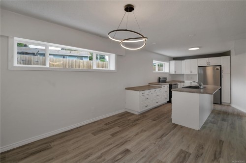 1048 Galerno Rd, Campbell River, BC 