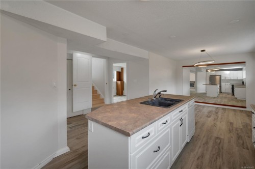 1048 Galerno Rd, Campbell River, BC 