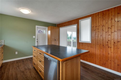1048 Galerno Rd, Campbell River, BC 
