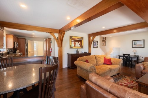 1171 Fosters Pl, Courtenay, BC 