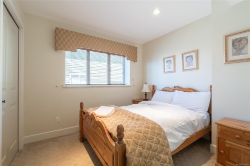 1171 Fosters Pl, Courtenay, BC 