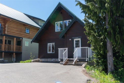 1171 Fosters Pl, Courtenay, BC 