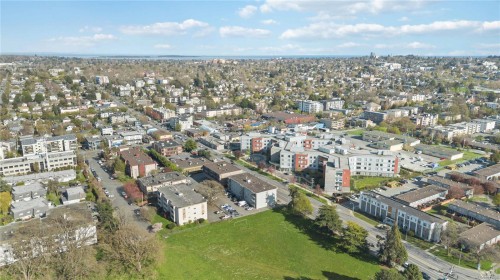 #302-904 Hillside Ave, Victoria, BC - Outdoor With View