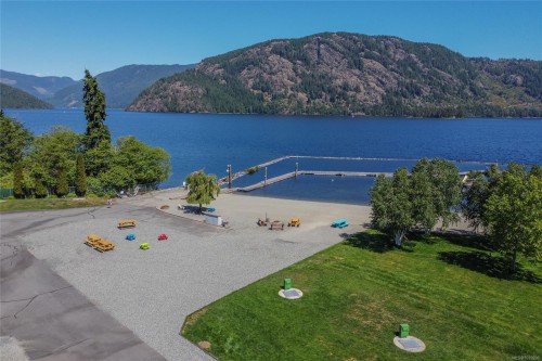 #6-6855 Park Ave, Honeymoon Bay, BC 
