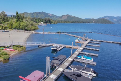 #6-6855 Park Ave, Honeymoon Bay, BC 