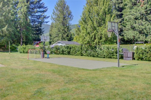 #6-6855 Park Ave, Honeymoon Bay, BC 