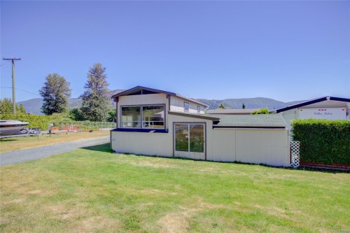 #6-6855 Park Ave, Honeymoon Bay, BC 