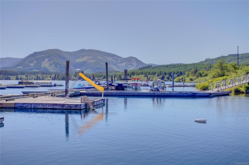 #6-6855 Park Ave, Honeymoon Bay, BC 