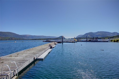 #6-6855 Park Ave, Honeymoon Bay, BC 