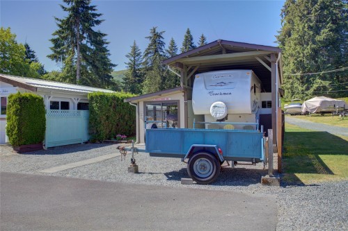 #6-6855 Park Ave, Honeymoon Bay, BC 