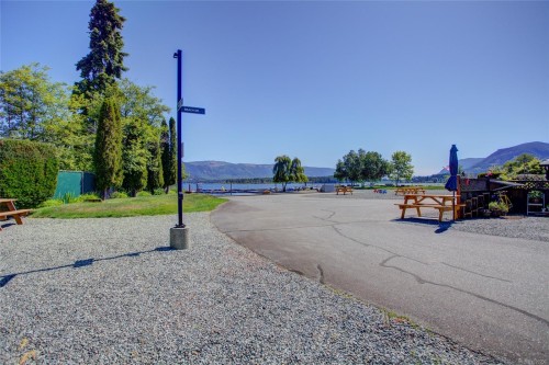 #6-6855 Park Ave, Honeymoon Bay, BC 