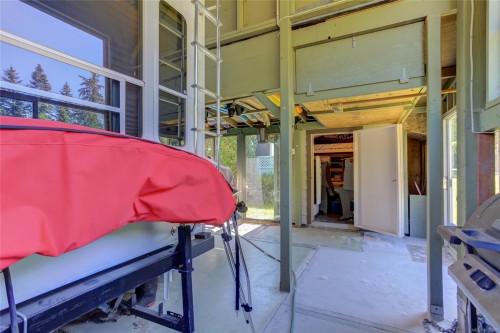 #6-6855 Park Ave, Honeymoon Bay, BC 