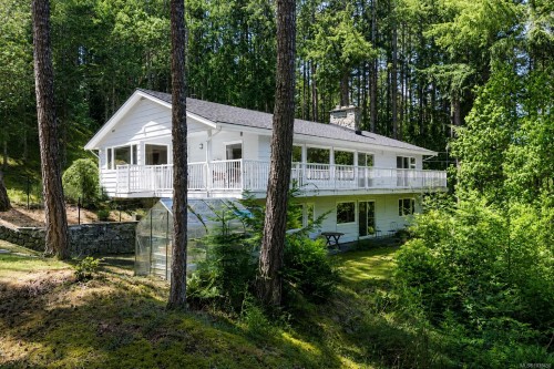 1495 Lands End Rd, North Saanich, BC 