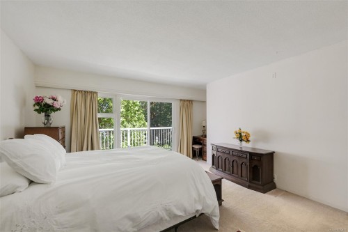 1495 Lands End Rd, North Saanich, BC 