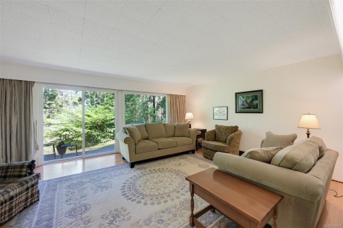 1495 Lands End Rd, North Saanich, BC 