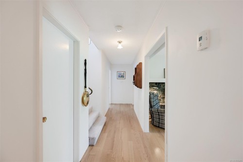 1495 Lands End Rd, North Saanich, BC 