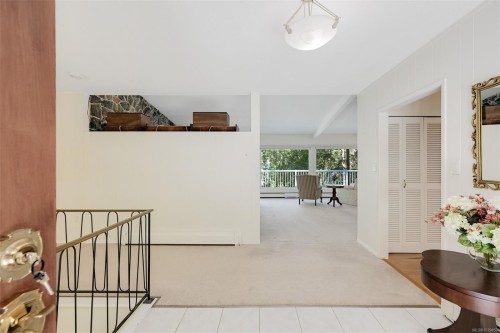 1495 Lands End Rd, North Saanich, BC 