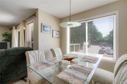 #207-245 First St, Duncan, BC - Indoor