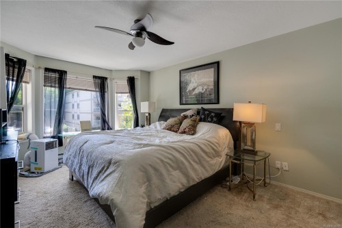 #207-245 First St, Duncan, BC - Indoor Photo Showing Bedroom