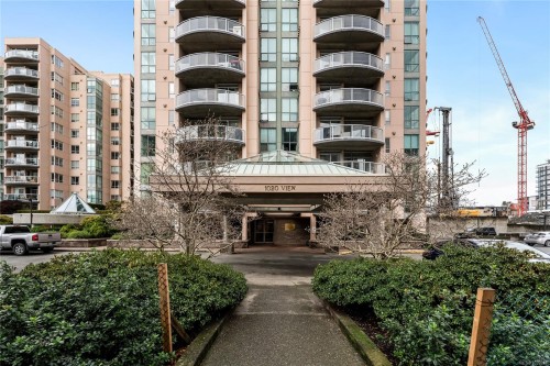#1004-1020 View St, Victoria, BC - Outdoor With Balcony With Facade
