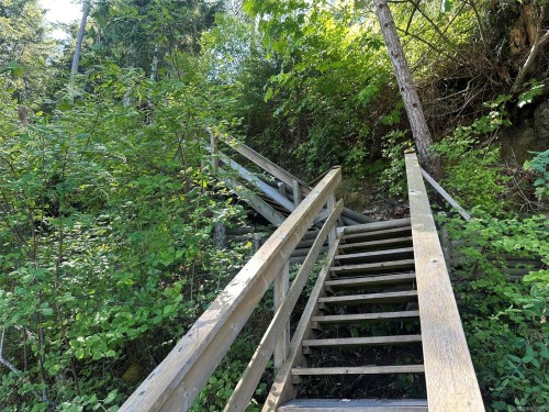 165 Ontario Pl, Salt Spring, BC 
