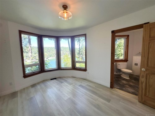 165 Ontario Pl, Salt Spring, BC 