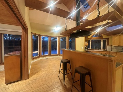 165 Ontario Pl, Salt Spring, BC 