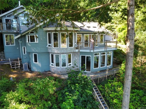 165 Ontario Pl, Salt Spring, BC 