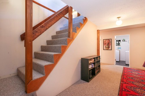 611 Crestview Dr, Comox, BC 