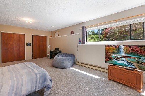 611 Crestview Dr, Comox, BC 
