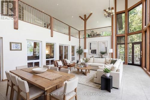 Grand Living Area Overlooking Lake - 75 Meachin Drive, Kawartha Lakes (Verulam), ON 