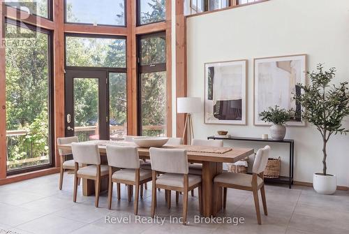 Grand Living Area Overlooking Lake - 75 Meachin Drive, Kawartha Lakes (Verulam), ON 