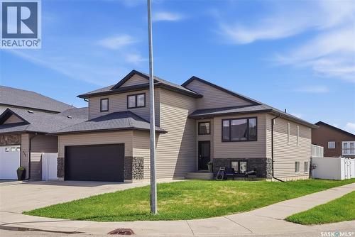 327 Roy Crescent, Saskatoon, SK 