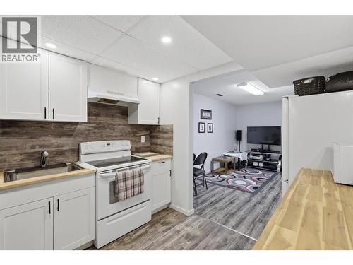 1675 Springhaven Place Place, Kamloops, BC 