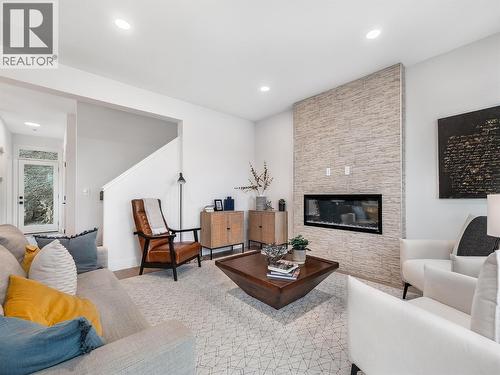 Photos of The Ledge showhome of the same layout - 7735 Okanagan Hills Boulevard Unit# 63 Lot# 2, Vernon, BC 
