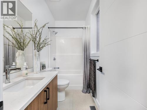 Photos of The Ledge showhome of the same layout - 7735 Okanagan Hills Boulevard Unit# 63 Lot# 2, Vernon, BC 