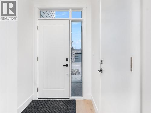 Photos of The Ledge showhome of the same layout - 7735 Okanagan Hills Boulevard Unit# 63 Lot# 2, Vernon, BC 