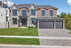 1704 UPPER WEST AVENUE  London South (South B), ON N6K 0K6