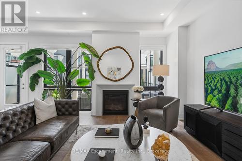 2280 Sovereign Street, Oakville (Br Bronte), ON 