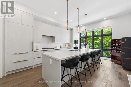 2280 Sovereign Street, Oakville (Br Bronte), ON 