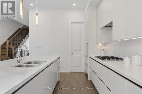 2280 Sovereign Street, Oakville (Br Bronte), ON 