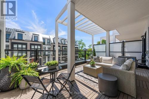 2280 Sovereign Street, Oakville (Br Bronte), ON 