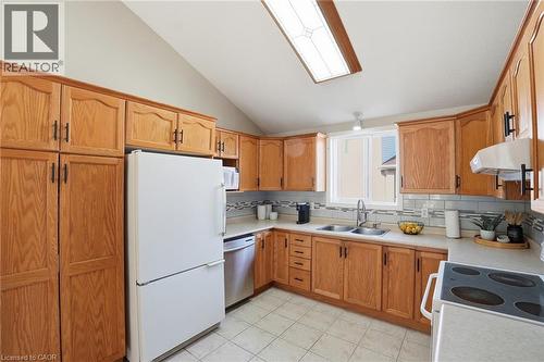 26 Kelly Court, Guelph, ON 